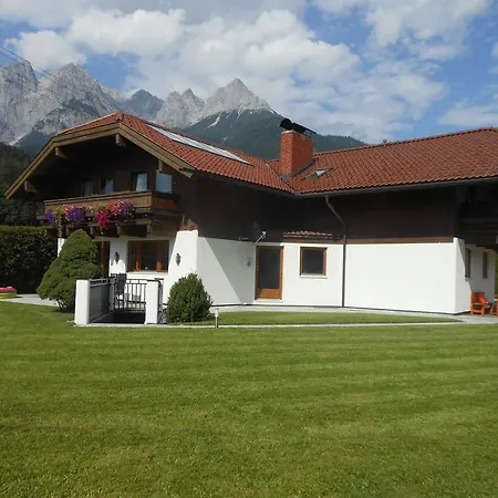 Haus Rieder Apartamento Pfarrwerfen